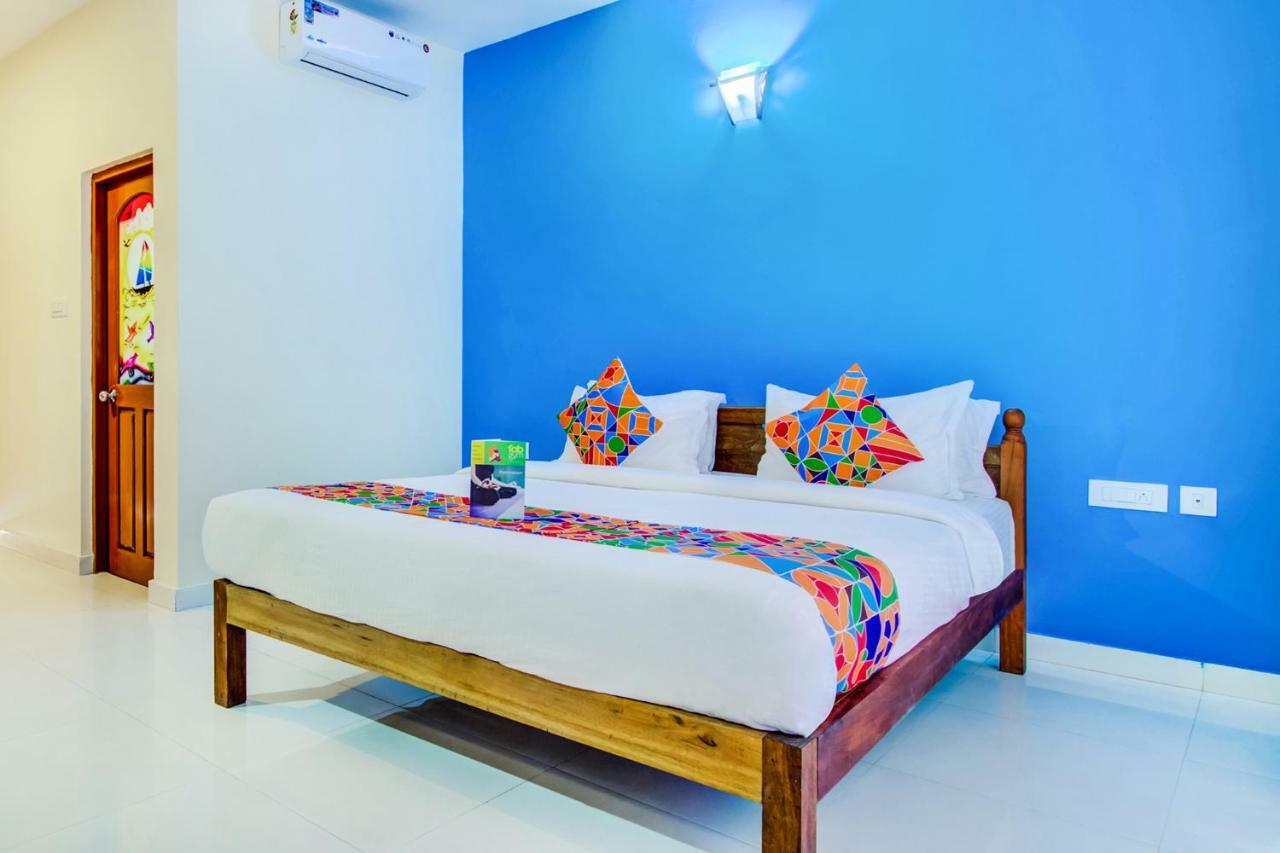 Larios Beach Holidays Resort Baga Exterior photo